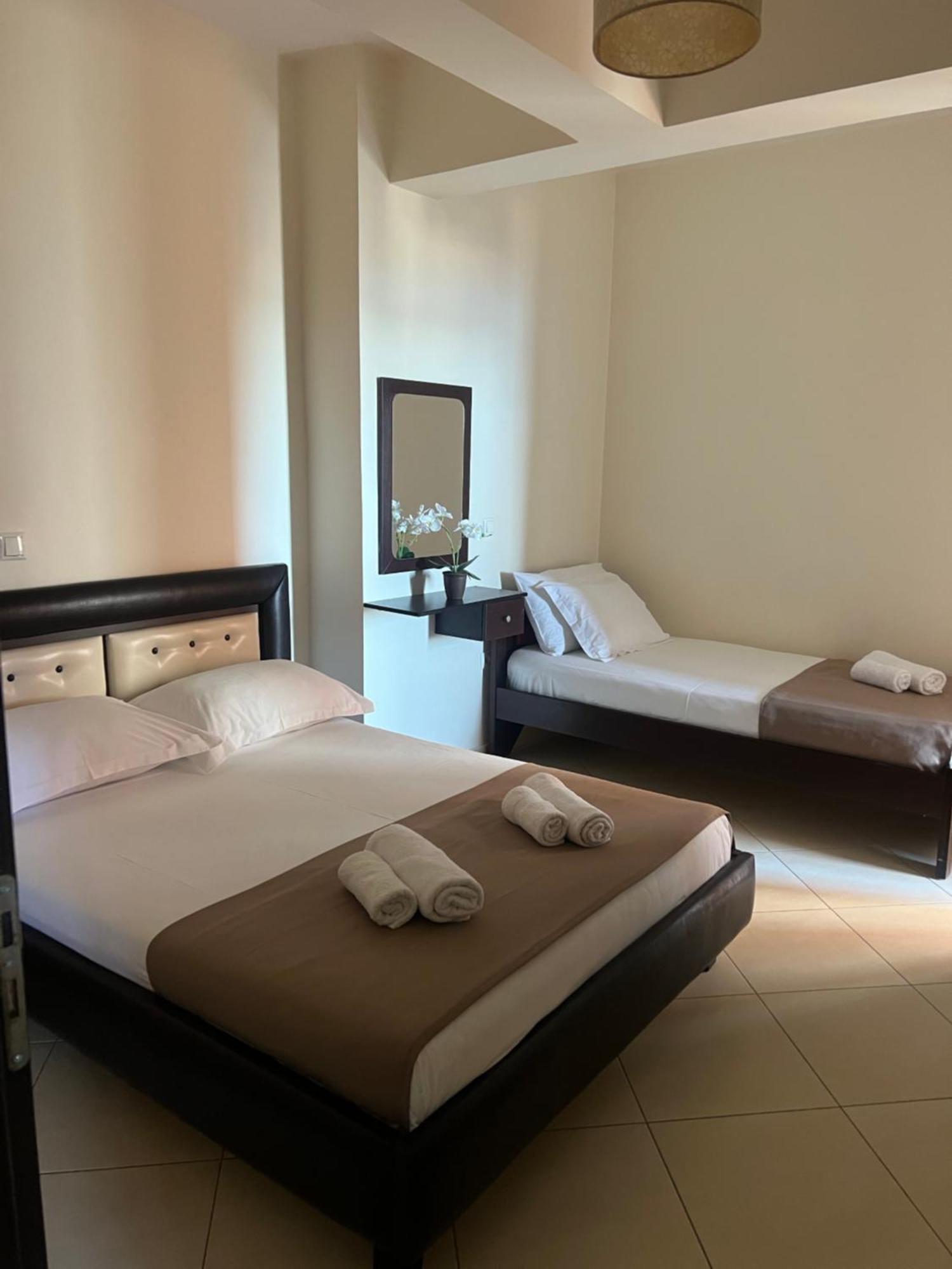Ansi Paradiso Apartaments Sarande Ngoại thất bức ảnh